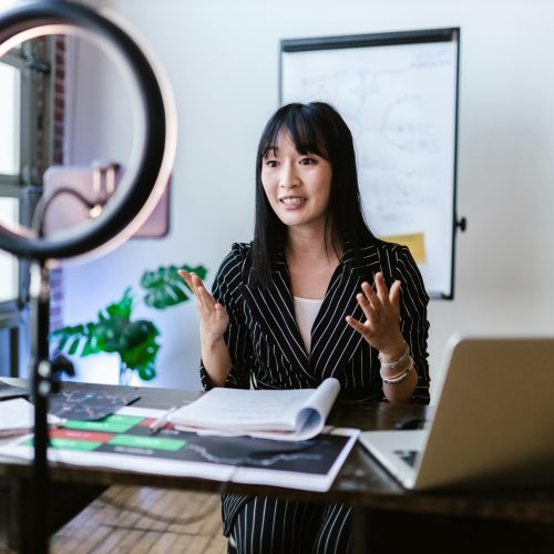 TikTok live : Comment gérer efficacement les commentaires négatifs